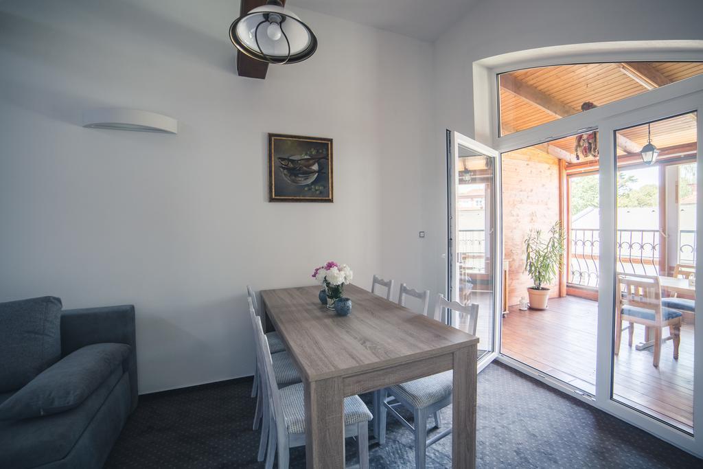 Apartmany U Papousku Йндрихув Храдец Екстериор снимка