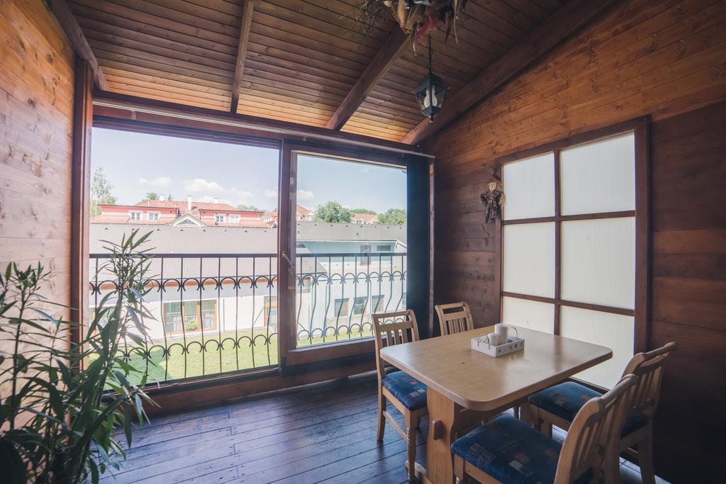 Apartmany U Papousku Йндрихув Храдец Екстериор снимка